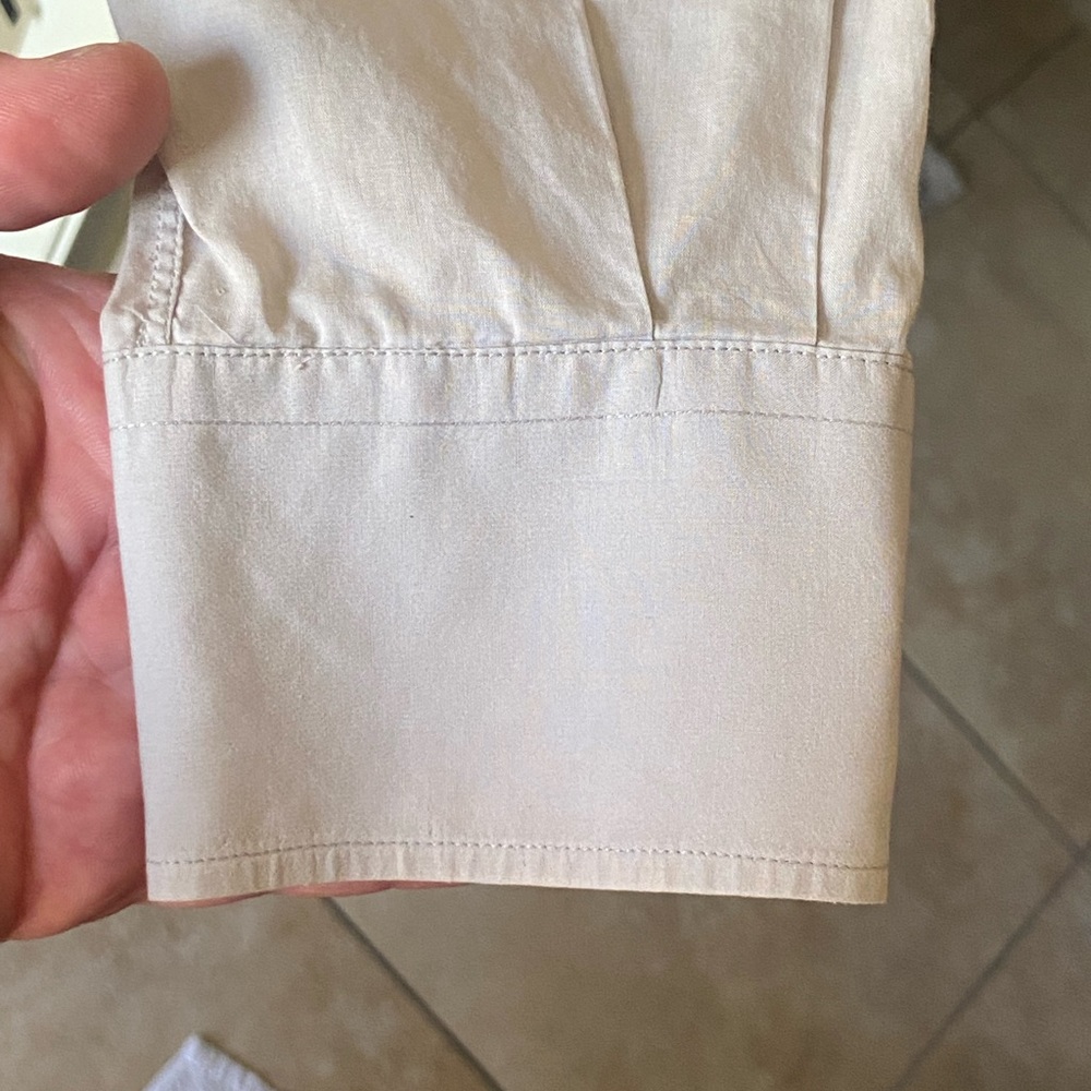 AUTHENTIC GUCCI MENS LIGHT GRAY BUTTON DOWN DRESS SHIRT IN EUC. - Picture 5 of 13